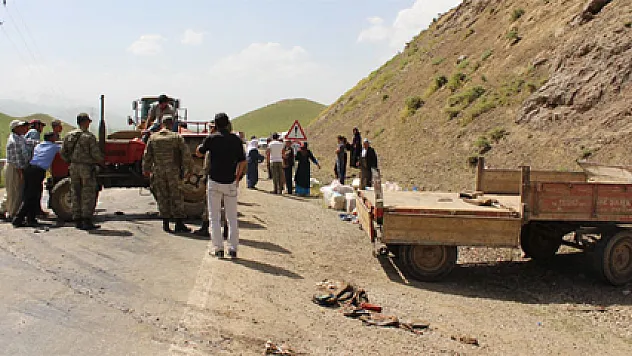 Berivanları taşıyan traktör devrildi: 29 yaralı