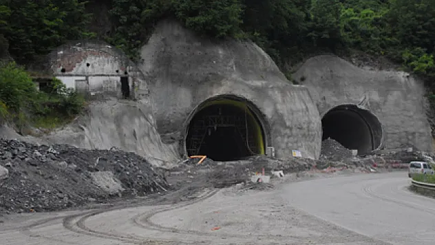 Mantar yetiştiriliyordu, şimdi tamamlanmak için gün sayıyor