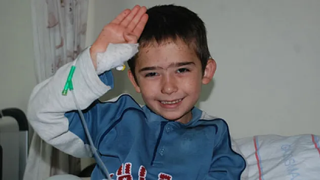 6 gün ormanda yaşayan çocuk hayata böyle tutundu