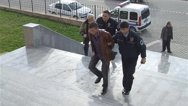 'AŞK CİNAYETİ'NDE MÜEBBET HAPİS