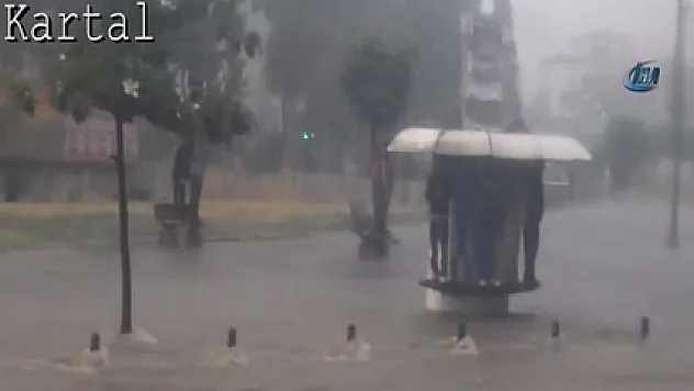 Yağmur sularından böyle korundular