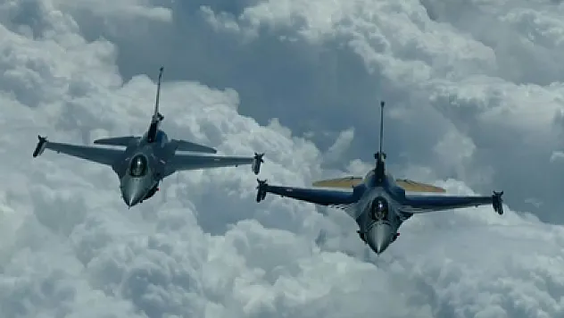 SOLOTÜRK, İspanya'da nefesleri kesti