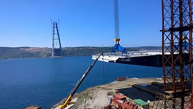 Üçüncü köprü bağlantı yolları ihalesi ertelendi