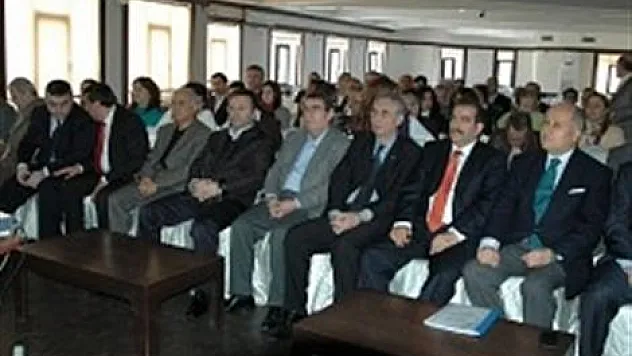 Valilik Hizmet İçi Eğitim Düzenledi