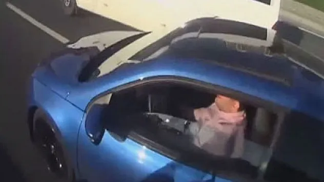 Trafik magandasını internette ifşa etti