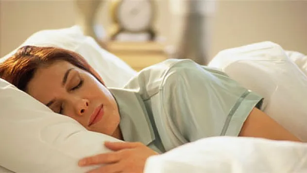 Uyuyarak oruç tutulur mu?