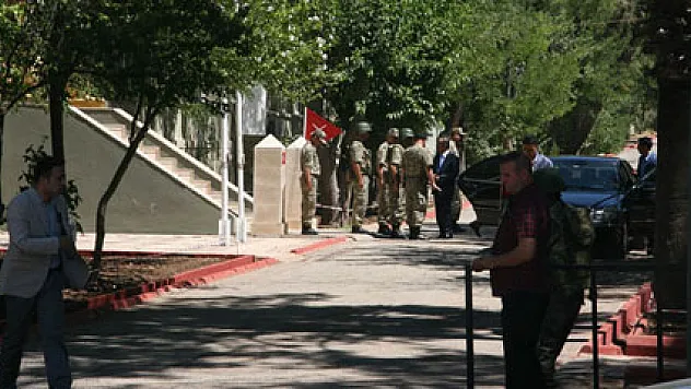 2. Ordu Komutanı Adem Huduti, sınırda incelemelerde bulundu