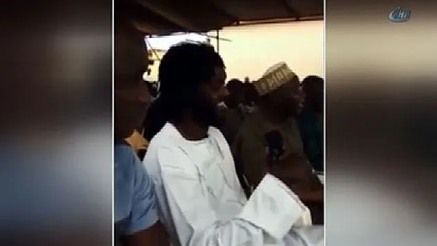 Ünlü futbolcu Adebayor Müslüman oldu