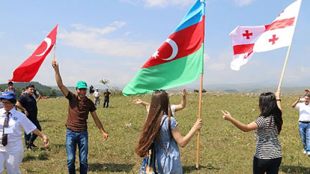 3 ülke tek bayramda buluştu