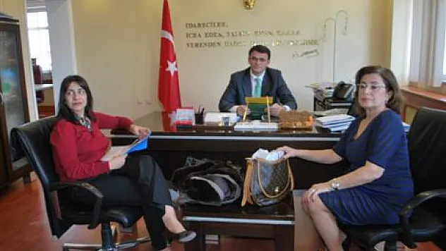 Hayvanseverler, dövülerek öldürülen köpek olayının peşini bırakmıyor!..