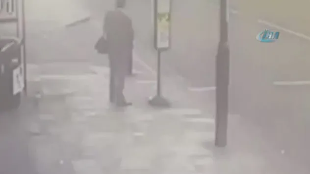 Otobüsü beklemekten vazgeçti, hayatı kurtuldu