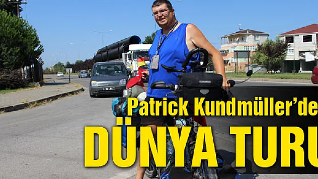 Bisikletle Dünyayı Dolaşıyor