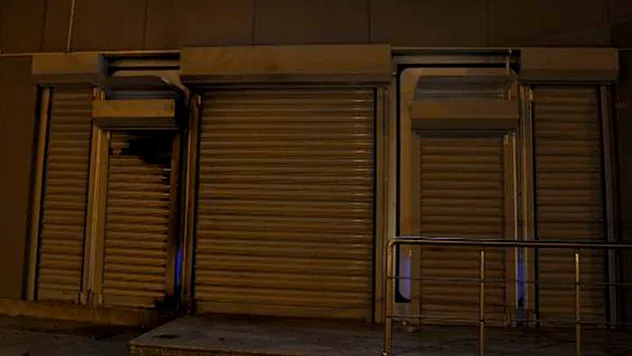 Mardin'de banka şubesine molotoflu saldırı