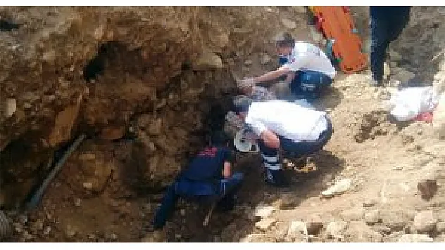 Su kuyusu açarken toprak kaydı: 1 ölü