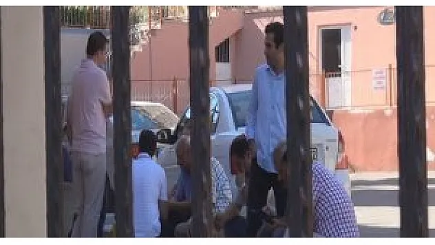 İzmir'deki 'paralel' operasyonda aramalar devam ediyor