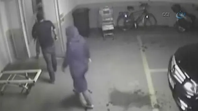 22 katlı rezidanstaki toplu soygun kamerada