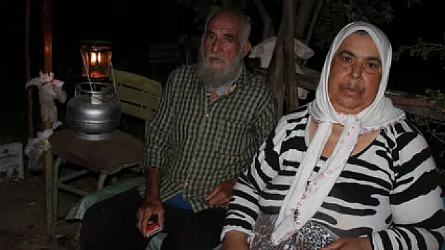 Işık ailesi, 13 yıldır karanlıkta yaşıyor
