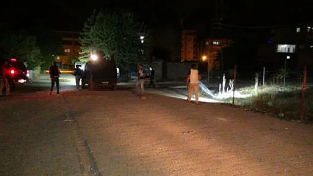 Teröristlerin bombası ellerinde patladı: 1 ölü, 3 yaralı