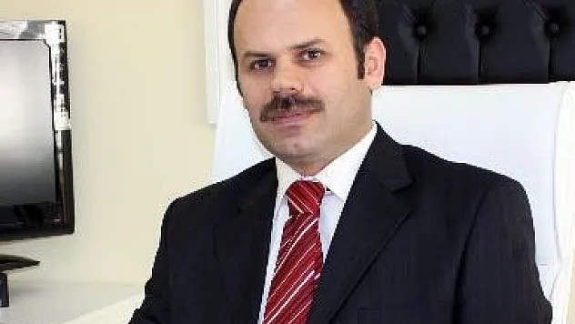 Gazeteci, okuru bilgilendirendir yandaşı, gardaşı olmaz