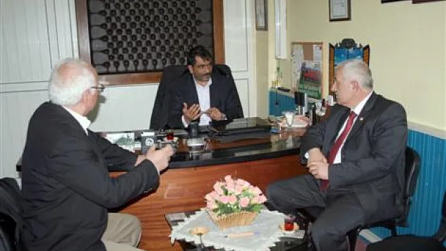 Başkan Temiz' den gazetemize ziyaret