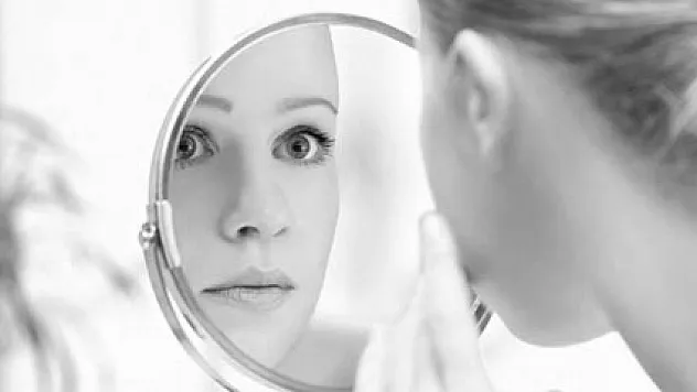 Ilıtılmış bal ile siyah noktalardan kurtulun !