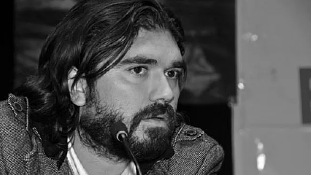 Rasim Ozan Kütahyalı hakkında yakalama kararı