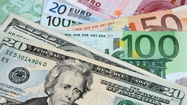 Dolar ve euroda tarihi rekor