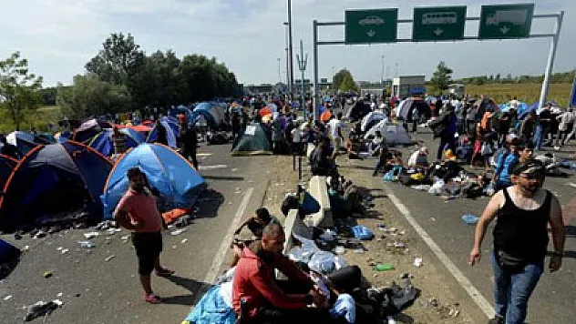 Macaristan mültecilerin umutlarına nokta koydu