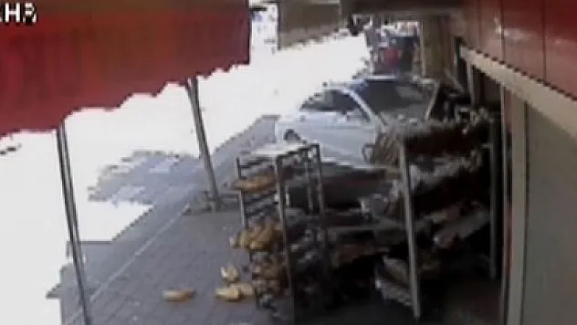 İşyerine önce otomobil, sonra zabıta daldı