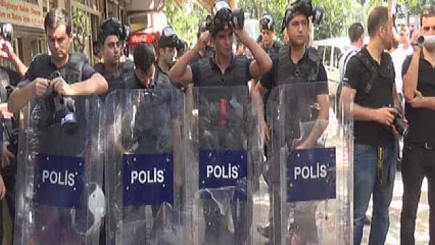 Siirt'te terör baskını: 10 gözaltı