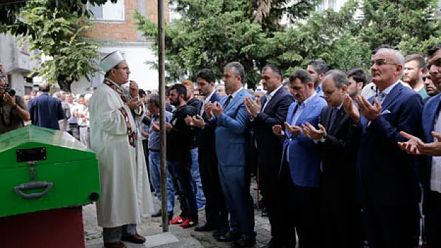 Bakan Kılıç, Başkan Akgül'ü Acı Gününde Yalnız Bırakmadı