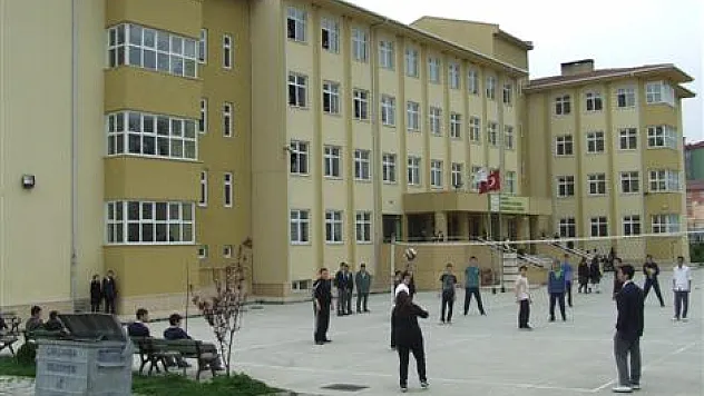 'OKULUMUZ'  ALİ FUAT BAŞGİL ANADOLU LİSESİ