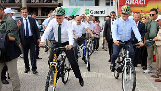 Samsun'da 5 Okula 150 Bisiklet Dağıtıldı