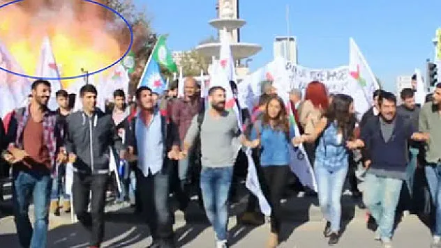 Patlamanın olduğu yere 'Demokrasi Anıtı' yapılacak