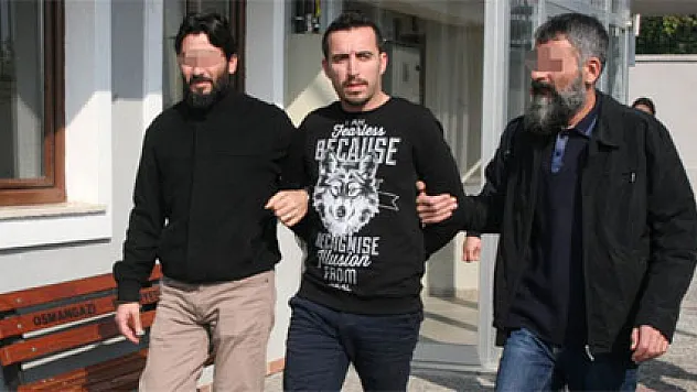 Bıyık burma cinayeti