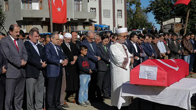 Bakan Kılıç, cenaze törenine katıldı