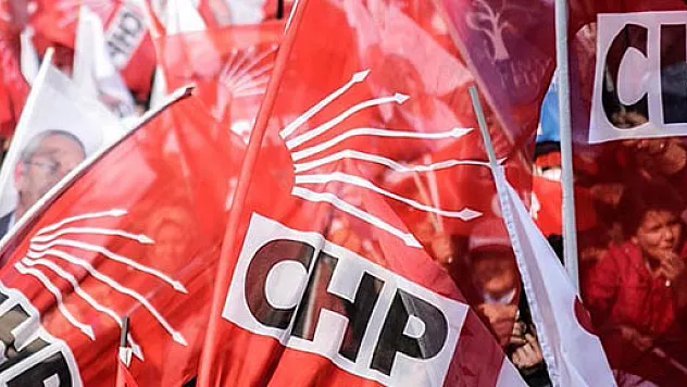 CHP'de Kurultay İçin İmzalar Atıldı