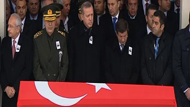 Şehit astsubayı devletin zirvesi uğurladı