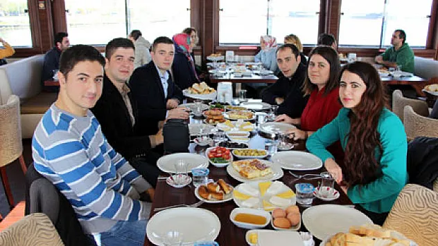 Stajyer Öğretmenlere 'Mesleğe Hoşgeldiniz' Kahvaltısı