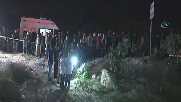 Deredeki cesedi 'kapalı gişe' izlediler