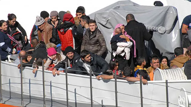 Tam 752 kaçak göçmen...