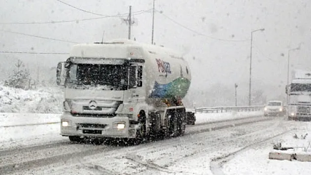 Yurdun birçok yeri kara teslim!
