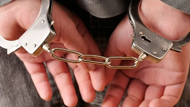 14 yaşındaki kız çocuğuna tecavüzden 2 kişi tutuklandı