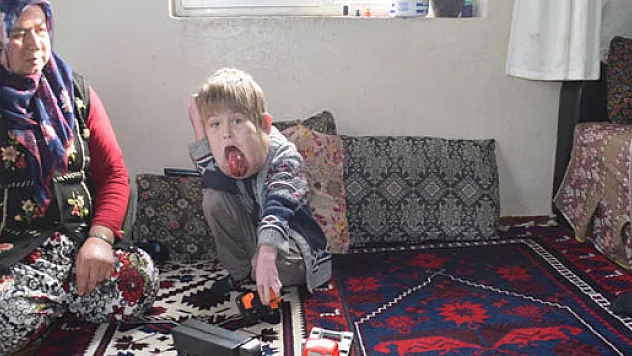 7 yaşındaki İsmail Houston hastalığı ile savaşıyor