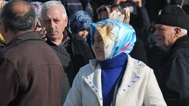 Çelişkili ifadeler kullanan madenciye ailelerden tepki