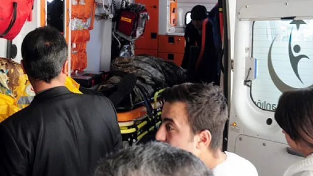 Van'da askeri araç devrildi: 7 yaralı