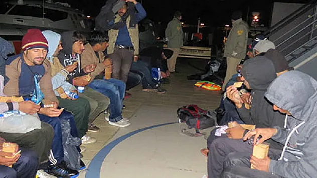 51 kaçak göçmen ölümden döndü