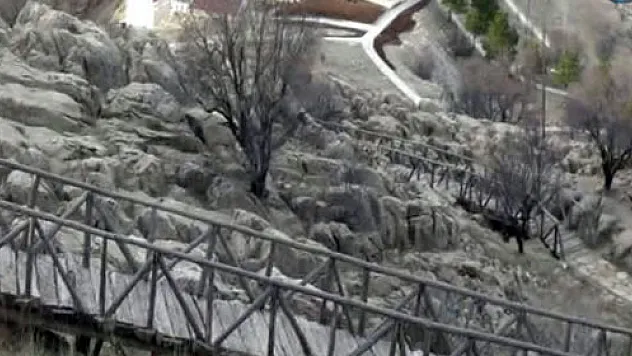 Peygamber makamına giden köprüyü yaktılar