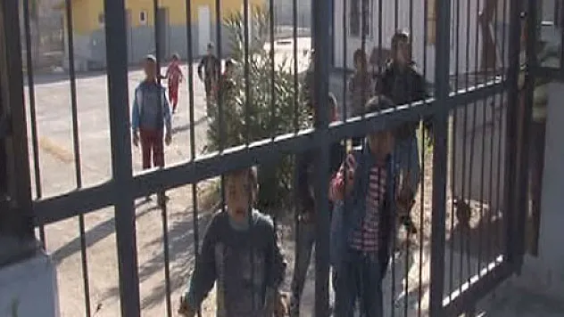 3 yıldır okulları yok!