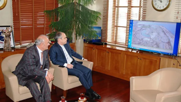 GOLF SAHASI AB BAKANINI BİLE ŞAŞIRTTI